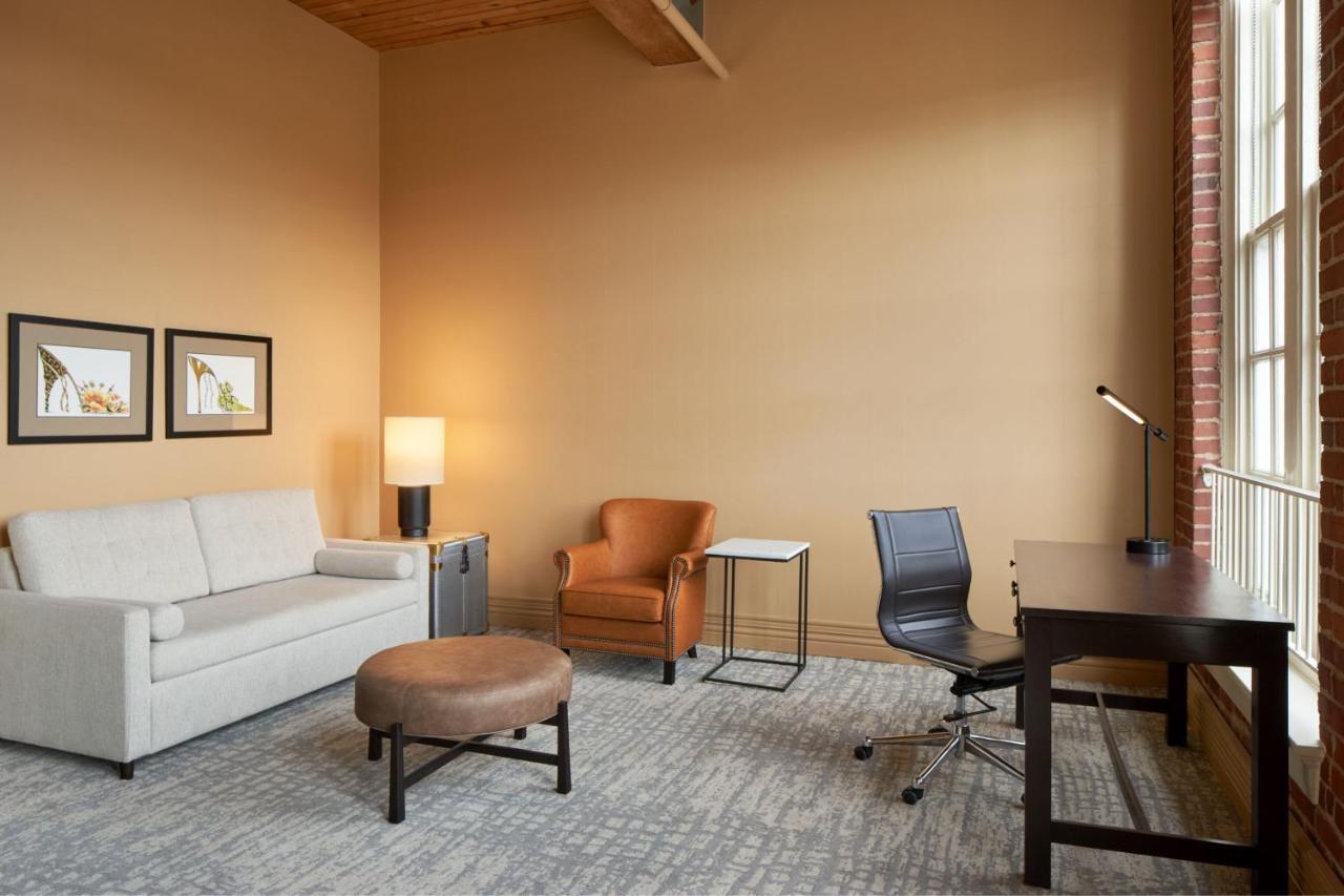 Craddock Terry Hotel, Lynchburg, A Tribute Portfolio Hotel Extérieur photo
